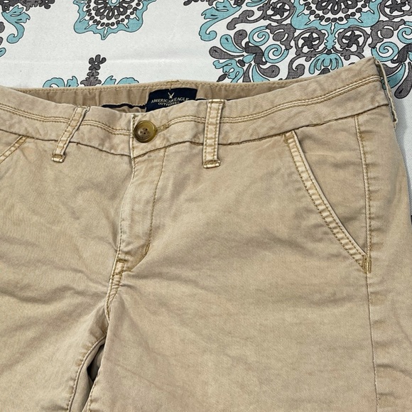 American Eagle Midrise Stretch Khaki Shorts - Picture 2 of 7